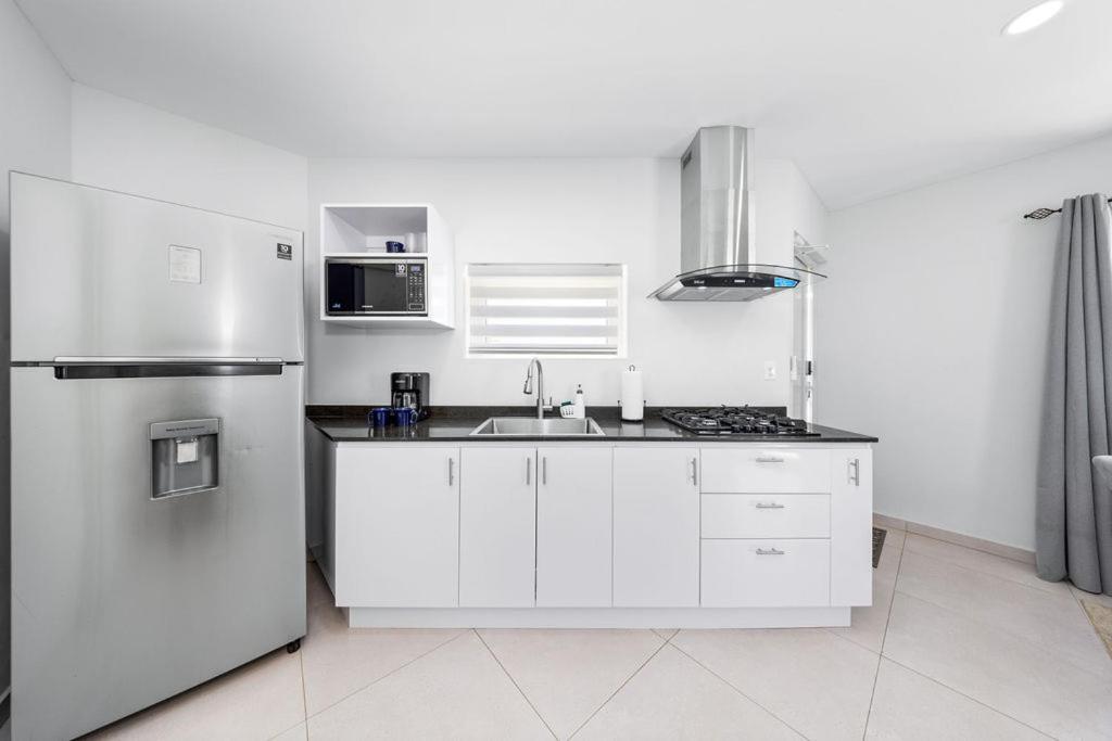 Apricity Suites Aruba Noord Exterior photo